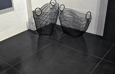 amb-slab-negro-60x60_det